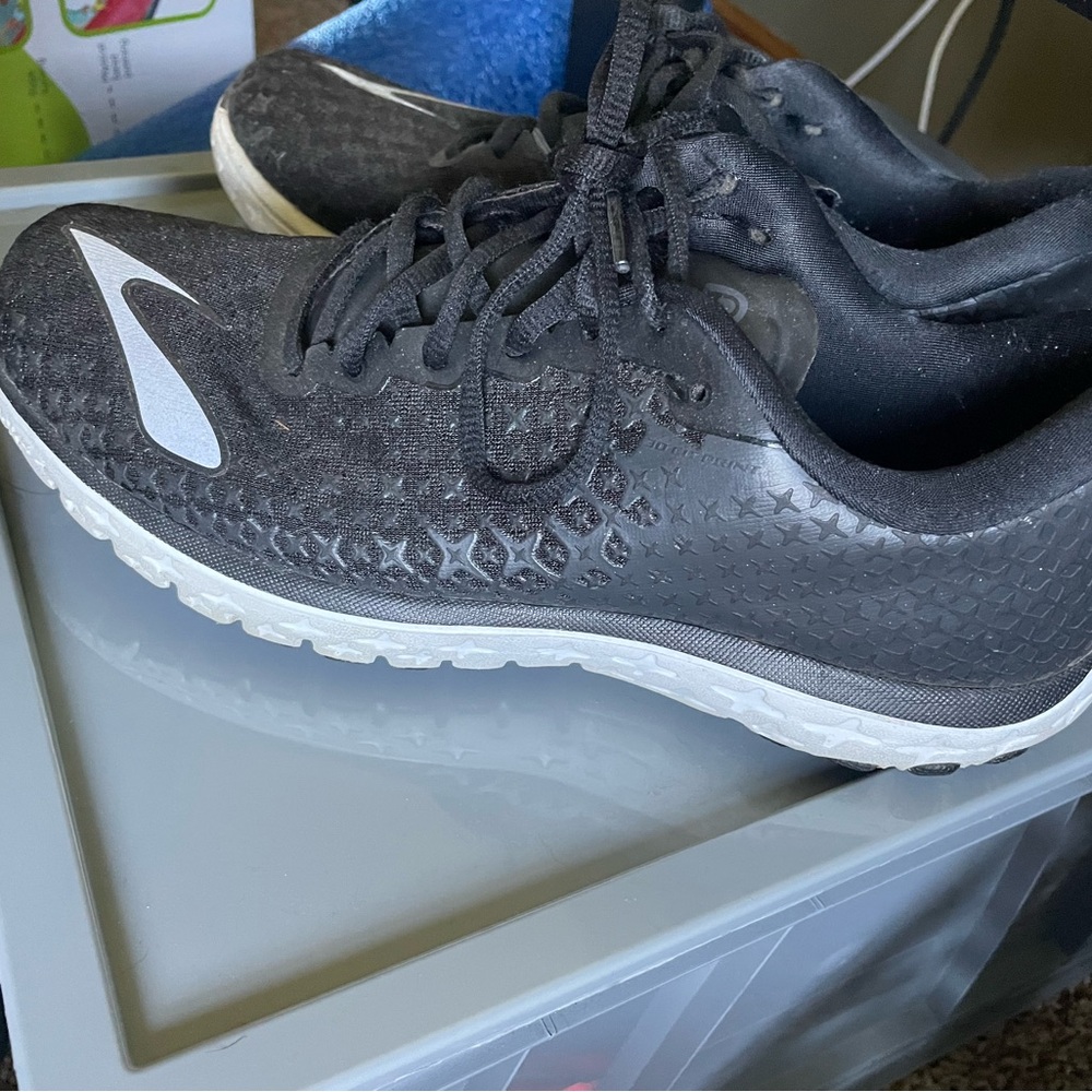 Women’s Black Running Shoes